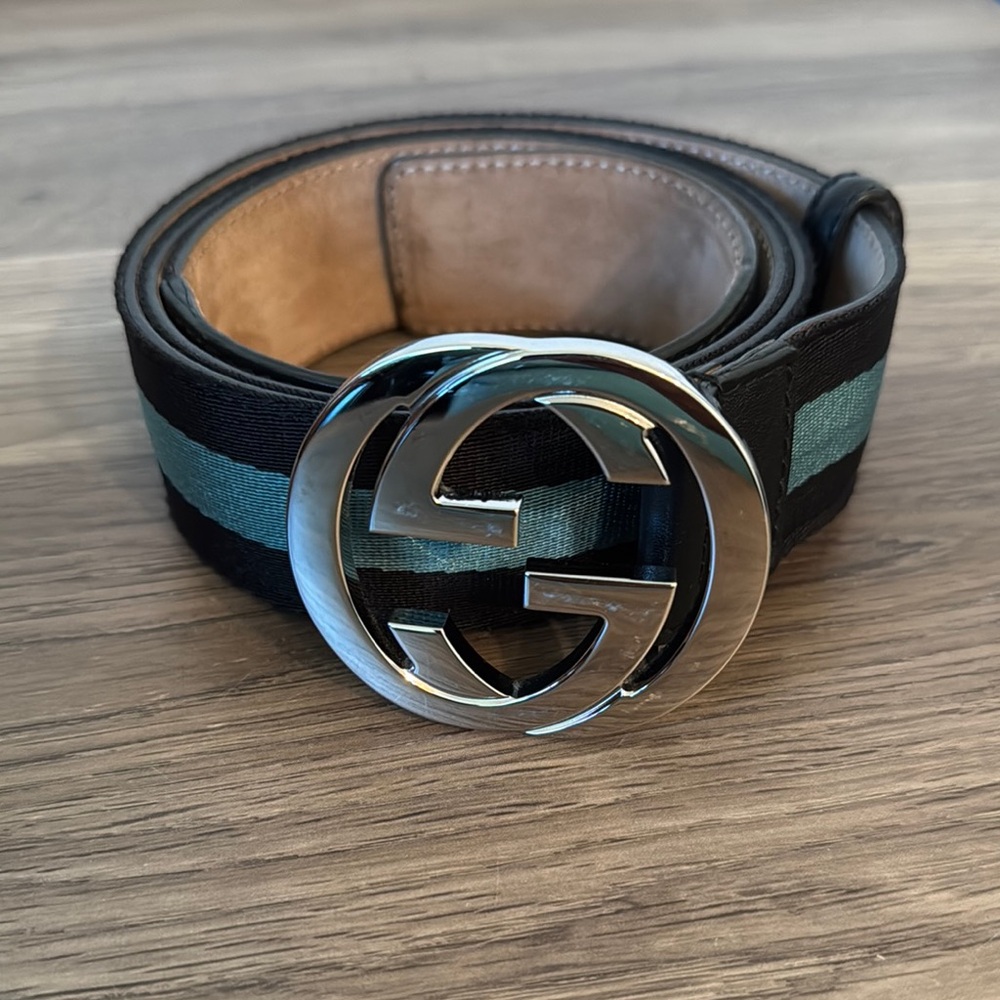 Gucci Black and Green belt